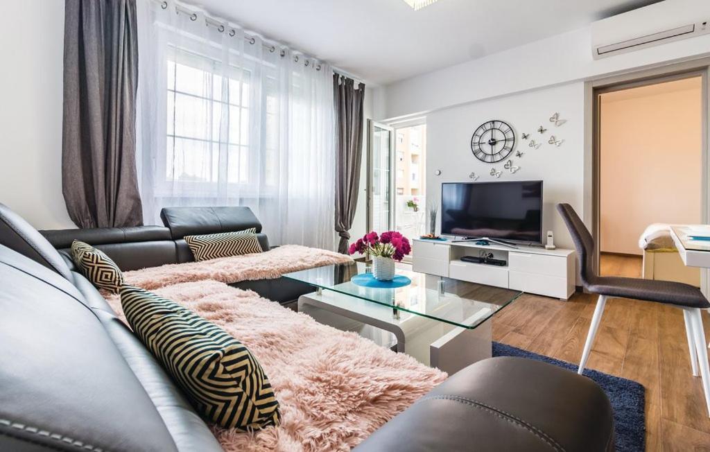 Trixi Appartement Pula